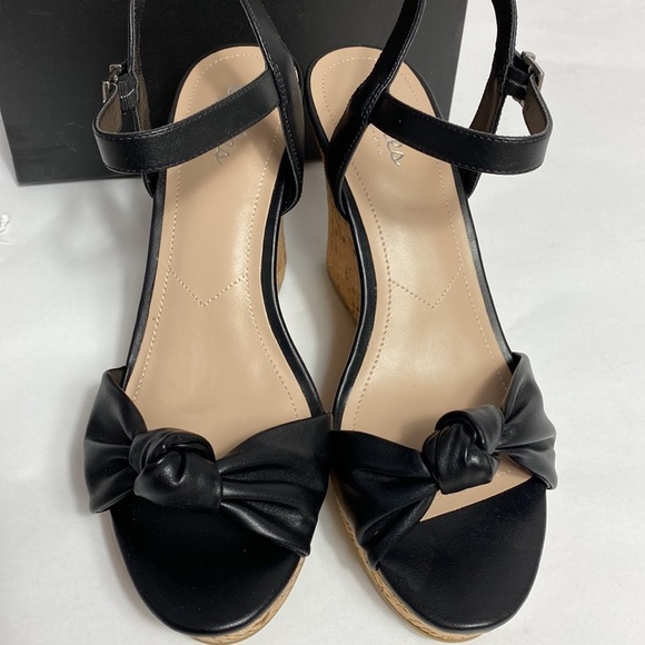 Charles David Lolly black cork wedge ankle strap sandals size 9.5 NIB - Picture 3 of 7